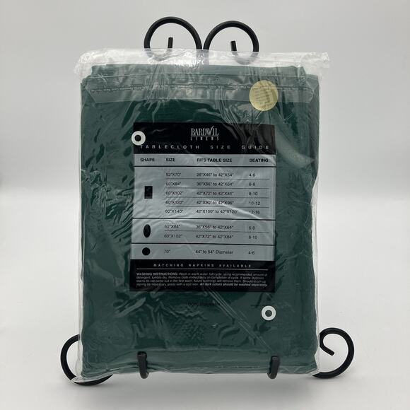 NOS Bardwil Linens Satin Splendor Soil Release Tablecloth 70” Round Green - Picture 3 of 4